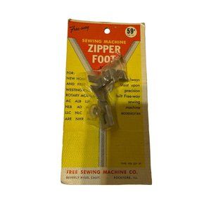 Vintage Freeway sewing machine zipper foot NIP